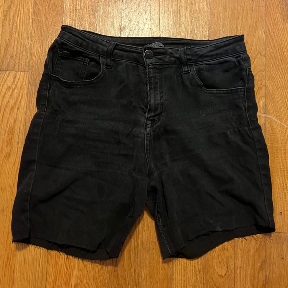 Forever 21 Hi Rise Black Shorts - Picture 1 of 5